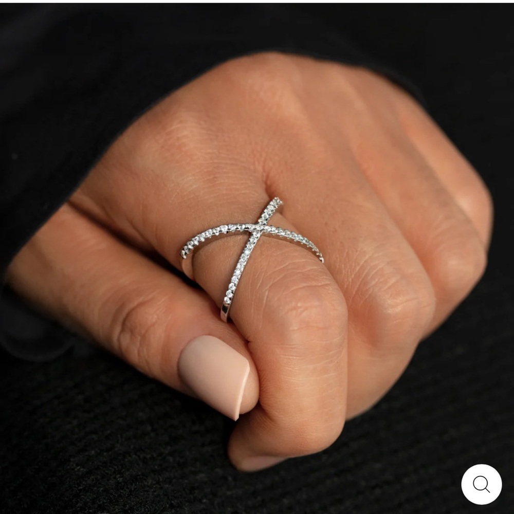 Story so glad our paths crossed Rhinestone crisscross ring.